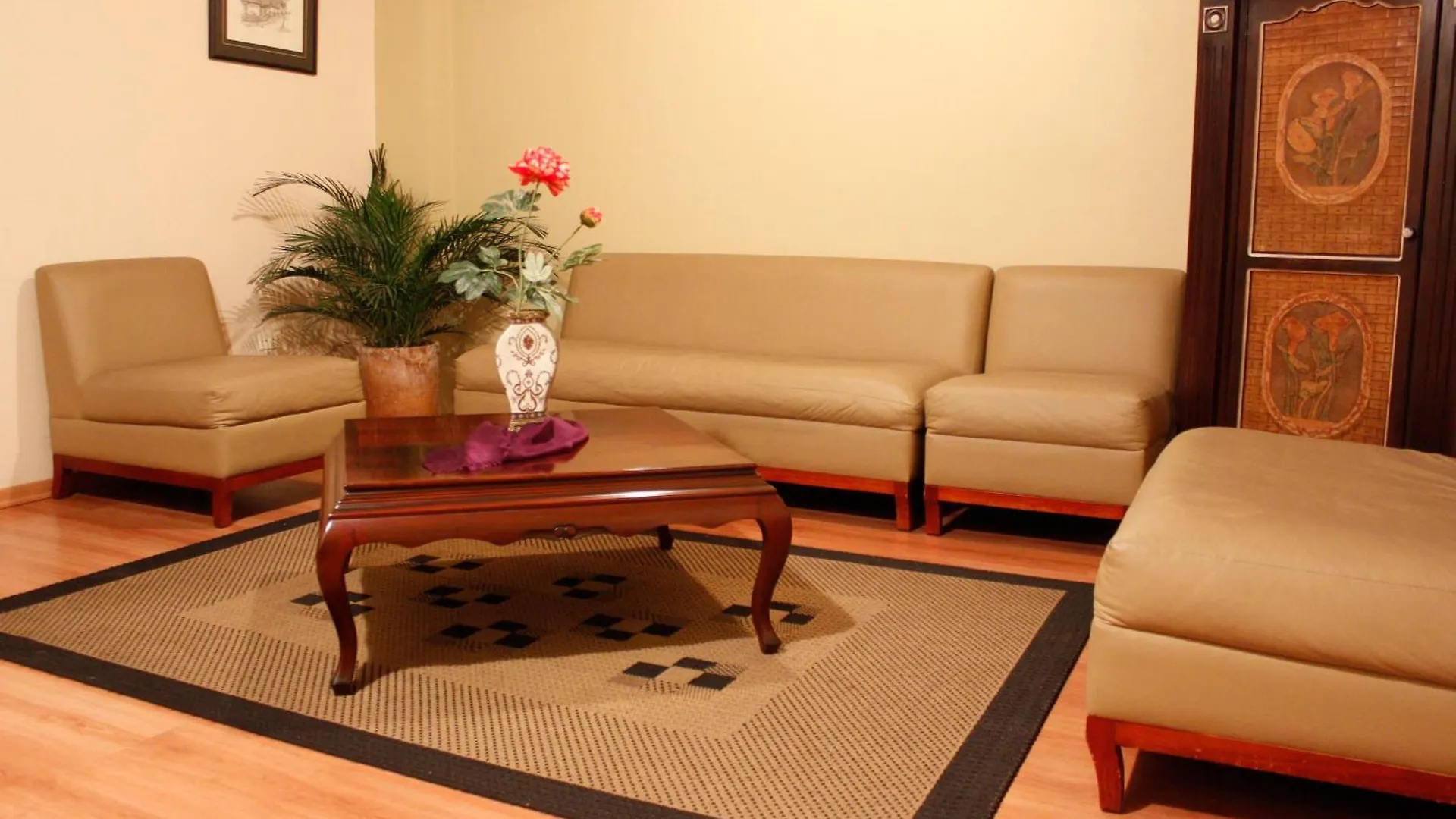 ****  Hotel Coronel Cuenca Ecuador