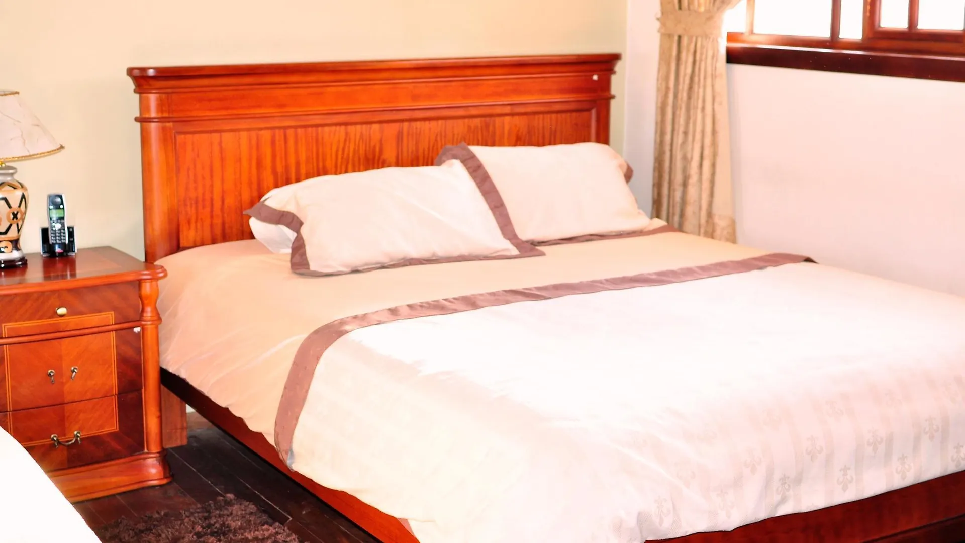 Hotel Coronel Cuenca