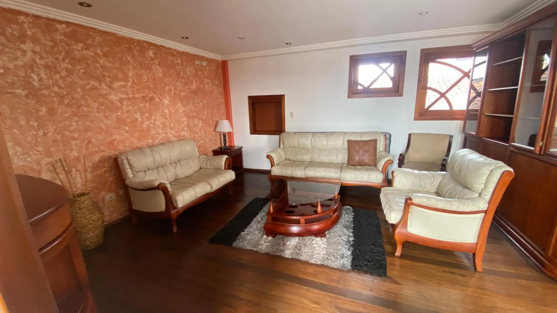 Hotel Coronel Cuenca