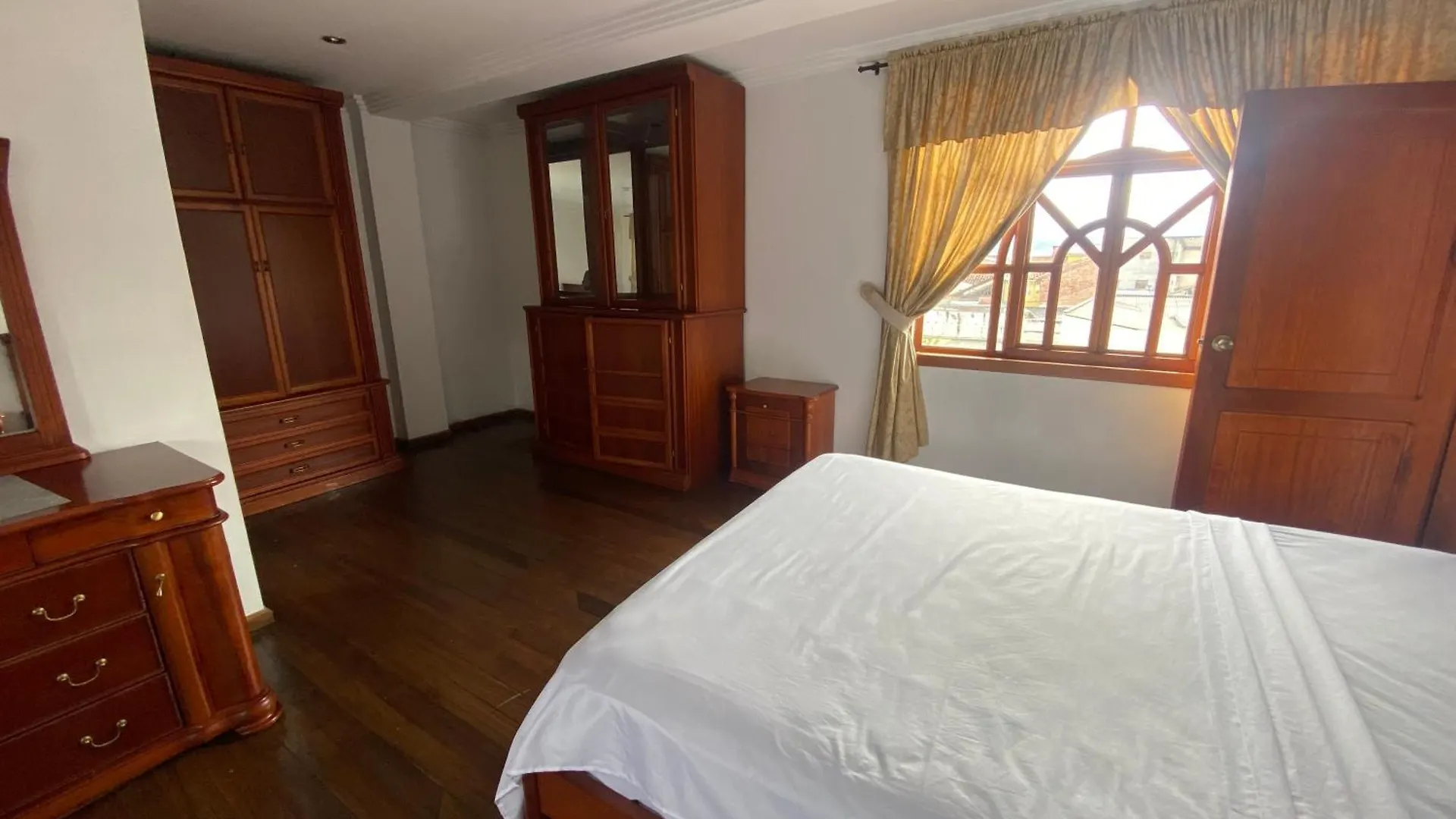 Hotel Coronel Cuenca
