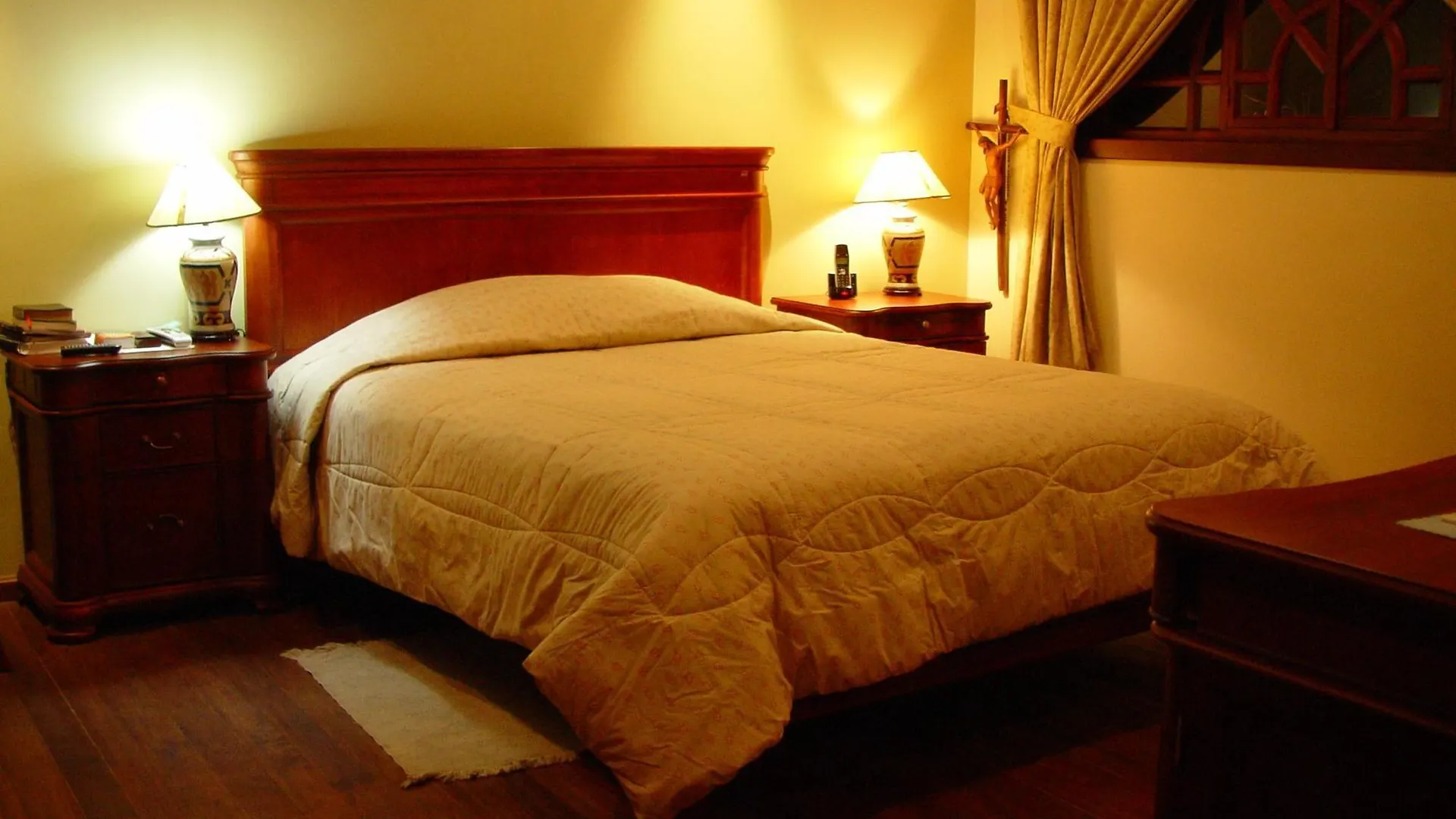 Hotel Coronel Cuenca